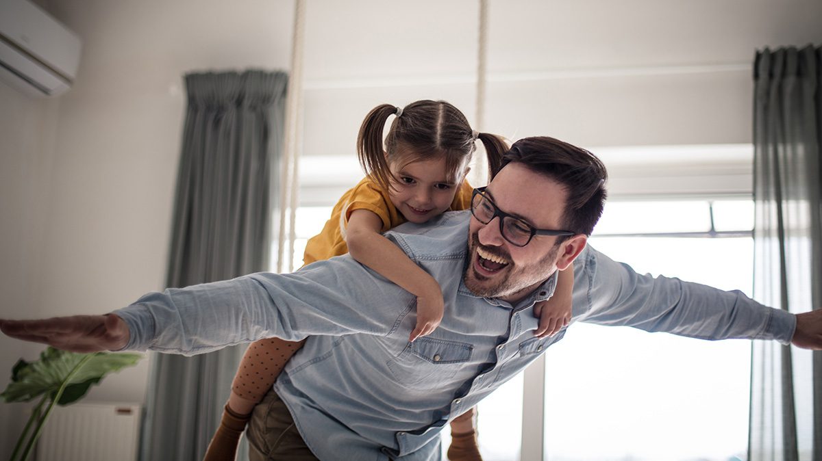 laptop-2810997_1920 Crhis' story